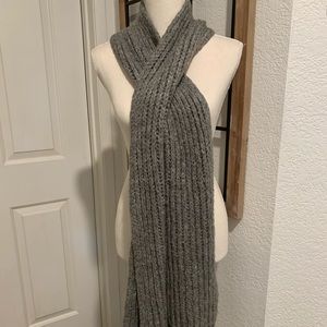 NY&co gray knit scarf. Gently used